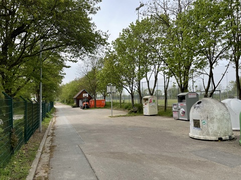 Parkplatz am Harxheimer Sportplatz