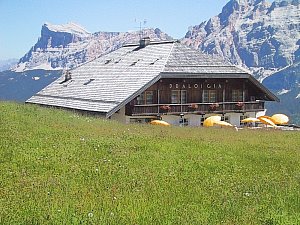Pralongia-Hütte (Rifugio Pralongià)