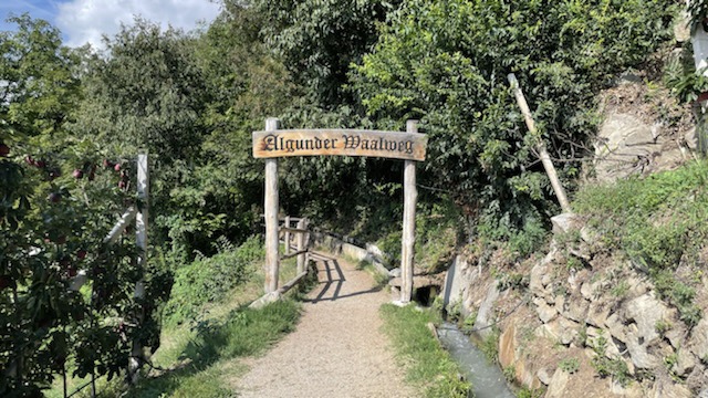 Runde auf dem Algunder Waalweg