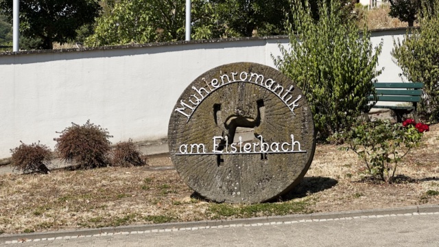 Auf dem Mühlenweg zum Schloß Johannisberg