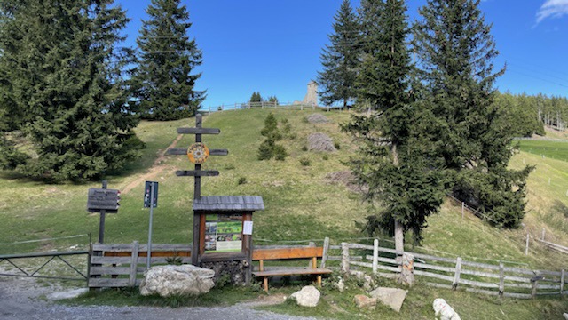 Panoramawanderung am Vigiljoch bei Lana