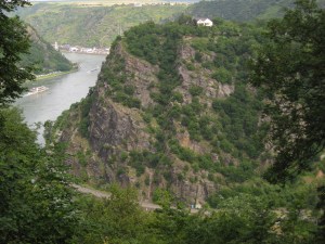 Wanderung von Oberwesel auf dem Oelsbergsteig und dem Rheinburgenweg nach Biebernheim und zurück