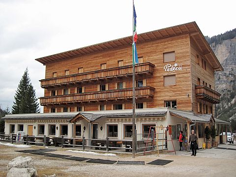 Pederü-Hütte